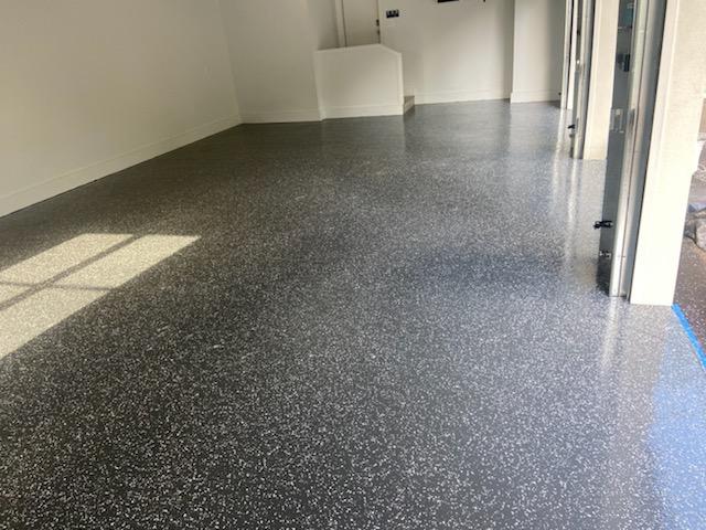 Residential-Garage-epoxy-floor-bloomfield-hills-2-.jpg